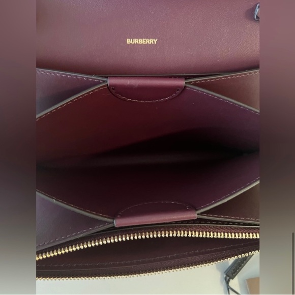 NWT, The Burberry Hazelmere Wallet on Strap Bag - Picture 4 of 7